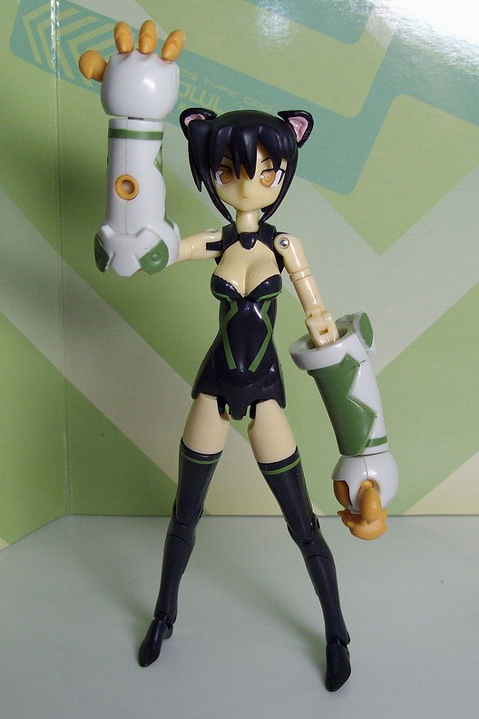 うちの武装神姫、第二弾ハウリンとマオチャオとヴァッフェバニー