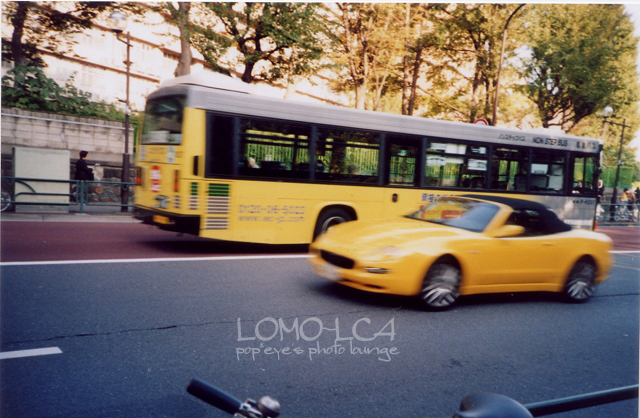 LOMO　パワフルカラー_b0058608_11475318.jpg