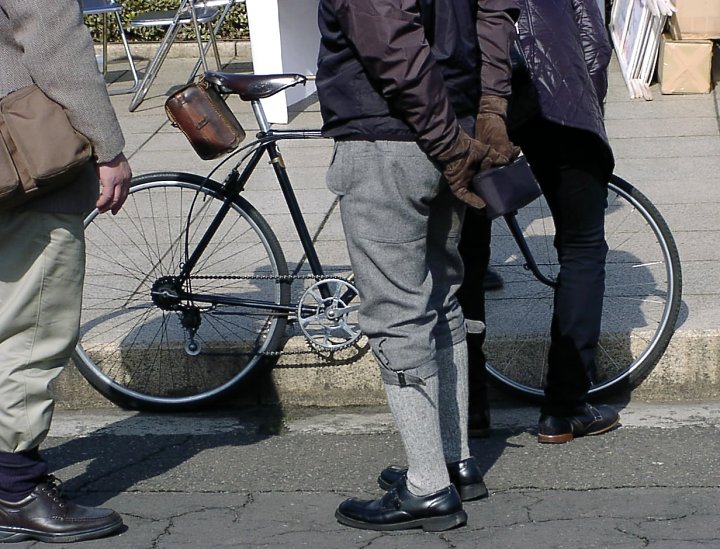 神宮外苑に集まった自転車＿１_f0114393_19472170.jpg