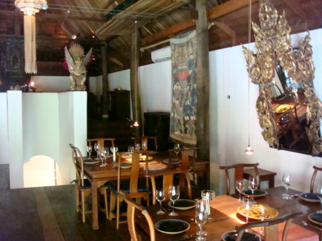 f0036857_235369.jpg