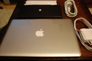 [雑記] MacBook Airが家にやってきた！ヤァ!_d0100791_0321769.jpg