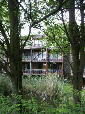 ホッケンハイム大学学生寮_e0114895_17153373.jpg