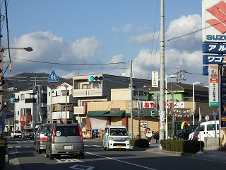 海田町南本町３番交差点に信号設置_b0095061_953475.jpg