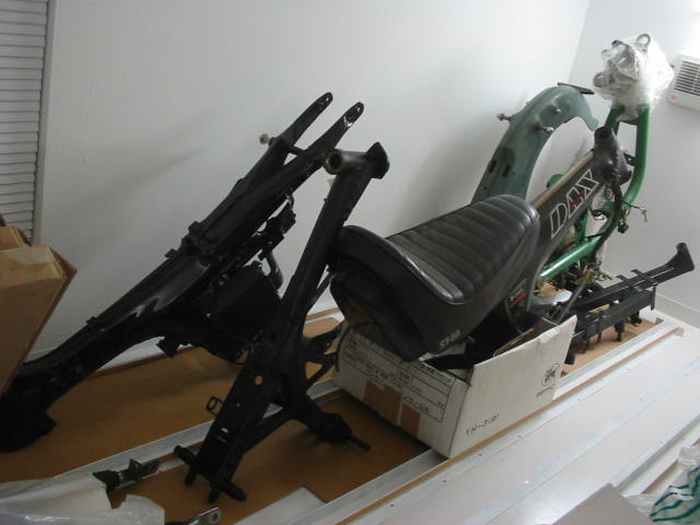 愛車紹介~その⑨ その他モロモロ。。。_b0072710_0391141.jpg