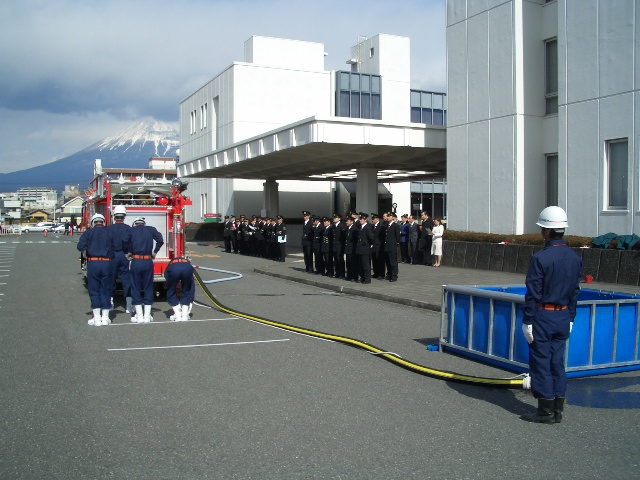 消防第5分団「新消防ポンプ車入魂式」 _f0141310_2301196.jpg