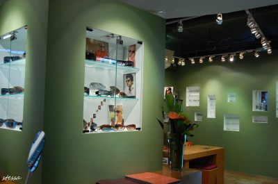 キツラノのメガネ屋さん「SPECTUS EYE WEAR」_d0129786_15381951.jpg