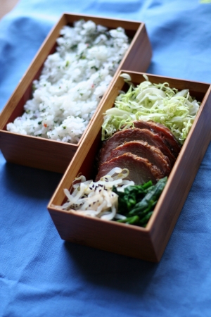 夫のお弁当_f0014391_2252480.jpg