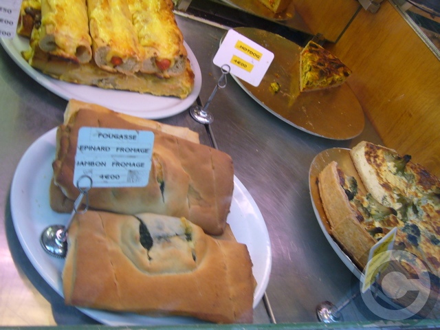 ■街角の食(パリ)_a0014299_642152.jpg