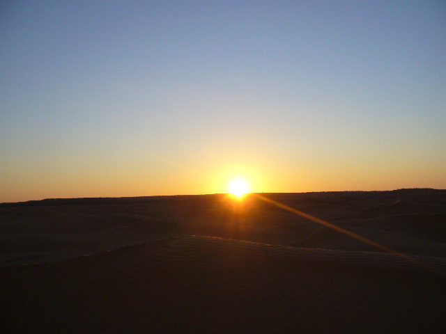 ２月２２日（金）チュニジア旅行５日目・・・いよいよサハラ砂漠へ_f0060461_8532575.jpg