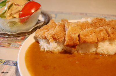 デンマン・ストリートの洋食屋「Yoshoku-Ya」でランチ。_d0129786_14132517.jpg
