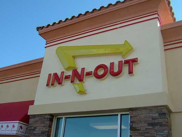 IN-N-OUT BURGER インアウトバーガー_f0130693_22164465.jpg