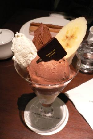 coffee kajita (名古屋市・一社)***＆Pierre Marcolini (名駅)***_d0089706_2248015.jpg