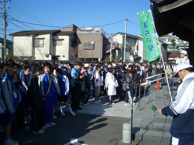 「春二番」(?)の中での今泉地区駅伝大会_f0141310_19321894.jpg