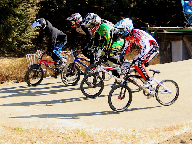 2008 緑山２月定期戦VOL1BMXエリートクラス予選画像垂れ流し_b0065730_20173539.jpg