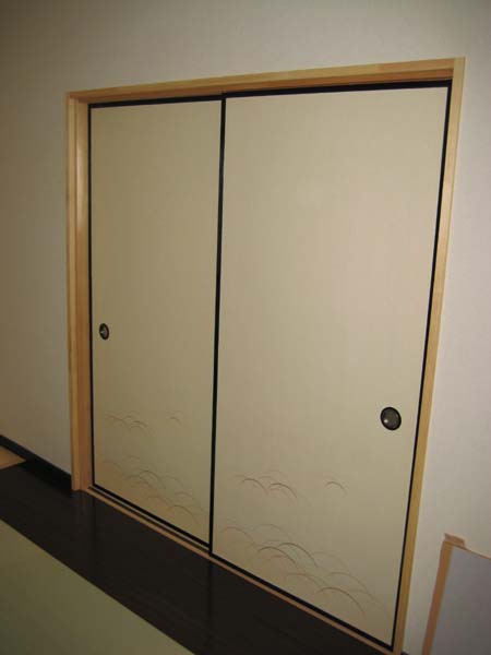 組子の建具と床の間風、、、_e0074935_1628280.jpg