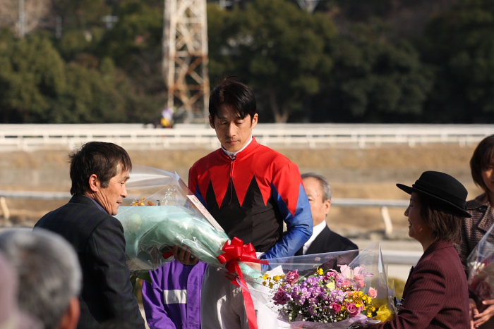 鷹野宏史騎手 壮行式_a0077663_19112957.jpg
