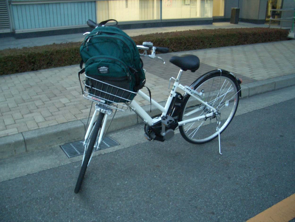 源太坂もスイスイ登れる　電動アシスト自転車「パス」_f0141310_22474435.jpg