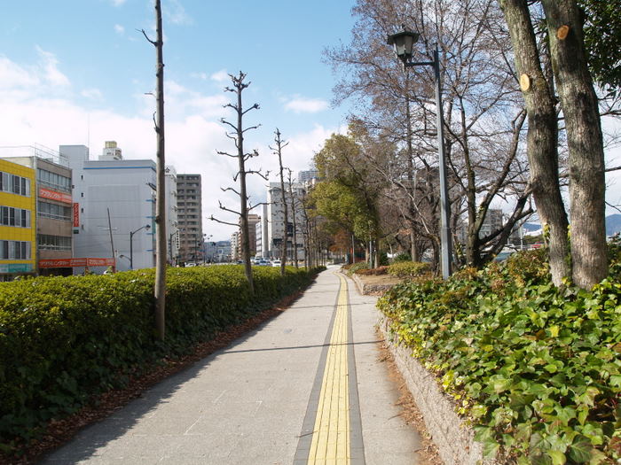 広島駅からちょと西の風景_c0116915_198320.jpg