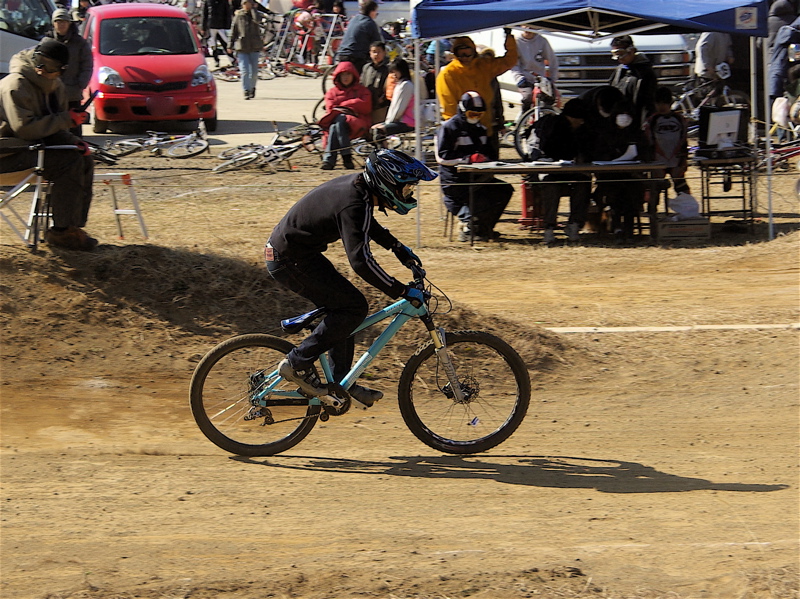 2008 緑山２月定期戦VOL4MTBエリートクラス予選第3ヒート~決勝画像垂れ流し_b0065730_13181274.jpg