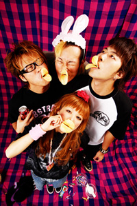 Cheap TrickとBerry Roll_d0136635_17432931.jpg