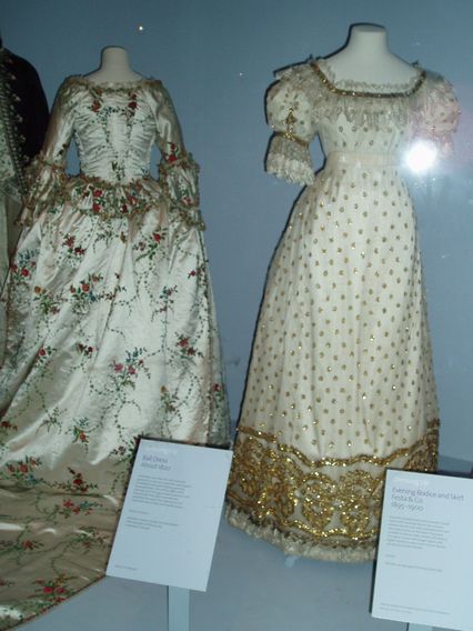 V&A博物館 （ファッション編）_d0148729_21181162.jpg