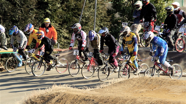 2008 緑山２月定期戦VOL14　ミドル、１４オーバークラス決勝画像垂れ流し_b0065730_1904516.jpg