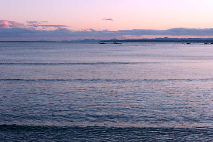 The waves._b0049843_8563192.jpg