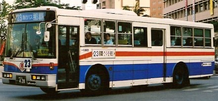琉球バス交通の富士重工架装車 4題_e0030537_23224946.jpg