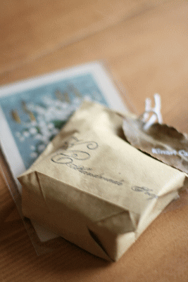 d0100192_21442268.gif
