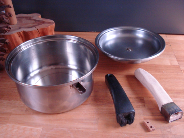 約半世紀使った鍋の取っ手が取れた。_d0152100_176723.jpg