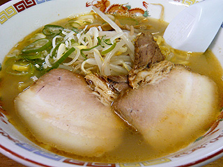 らーめん 一歩@米子 ★☆ (一歩らーめん+海老油)_f0080612_2148080.jpg