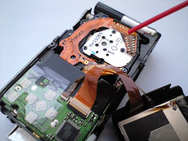 パナソニック LUMIX DMC-FX01シャッターボタン交換_a0016730_22381471.jpg