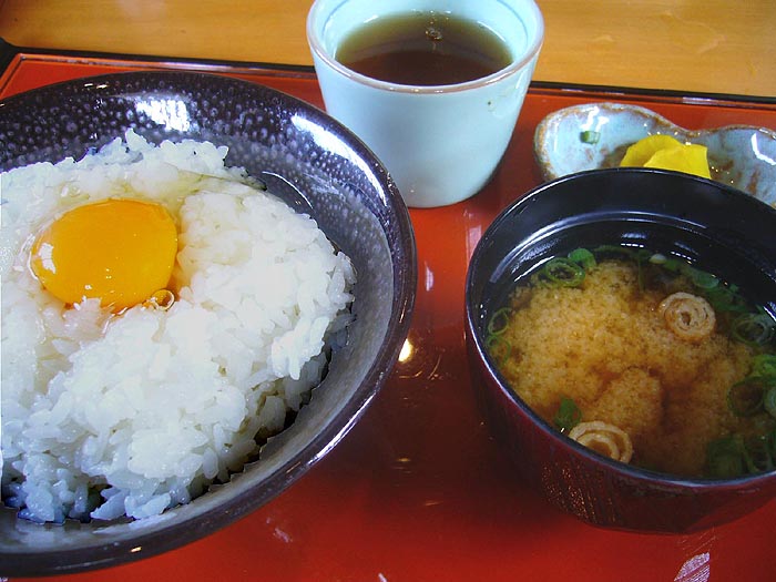 卵かけご飯専門店「但熊」＠ 但東町 _e0024756_23435235.jpg