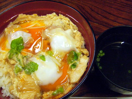 湯島・鳥つねの上親子丼_f0130960_2314728.jpg