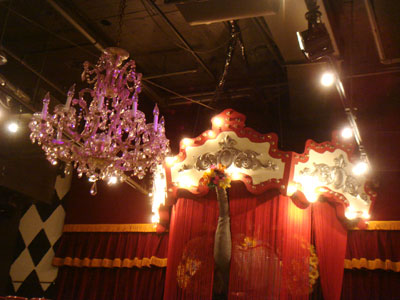 新宿のサーカス Mme.CIRQUE_c0077407_1952795.jpg