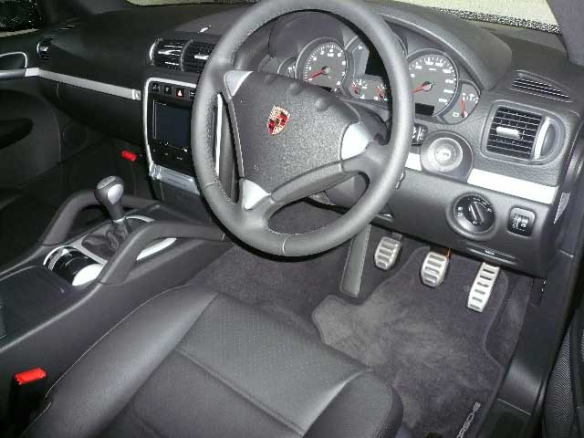 カイエンV6MT 納車!_b0054727_3593347.jpg