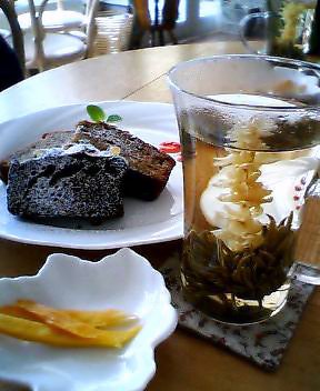 e0076349_0572687.jpg