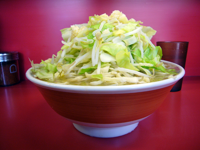 ラーメン二郎 ひばりヶ丘駅前店 大ラーメン _a0016730_2225193.jpg