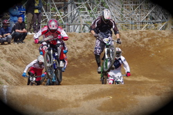 2008 緑山関東オープンVOL3MTBエリートクラス予選〜決勝画像垂れ流し..._b0065730_22474952.jpg