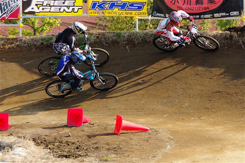 2008 緑山関東オープンVOL3MTBエリートクラス予選〜決勝画像垂れ流し..._b0065730_22595346.jpg