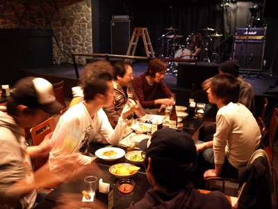 ワンマン初め_e0045775_0391654.jpg