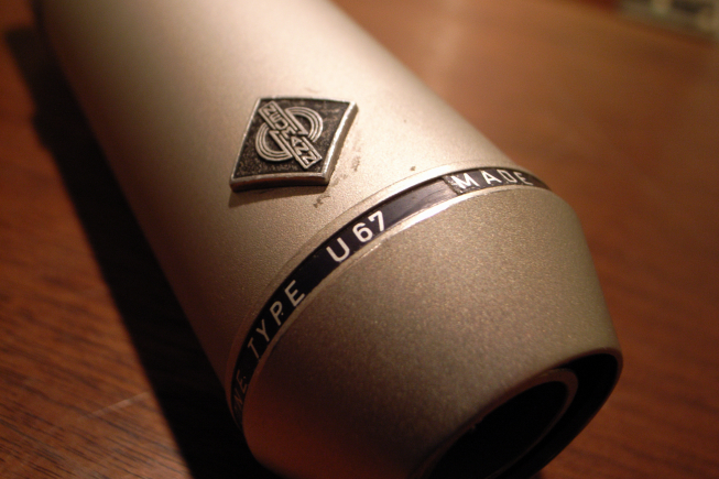 NEUMANN U67_f0130994_22281542.jpg