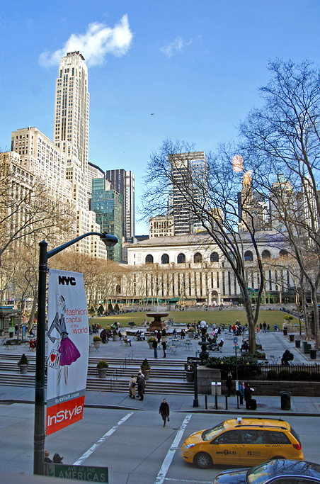 Spring is Coming to Bryant Park_e0087035_11521026.jpg