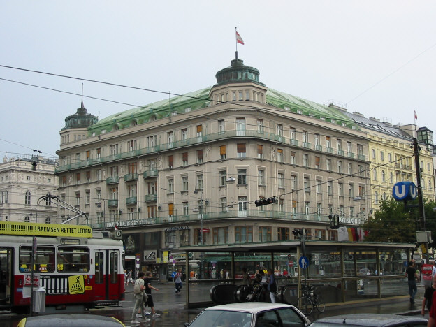 ホテル・ブリストル ウィーン_e0021850_8272514.jpg