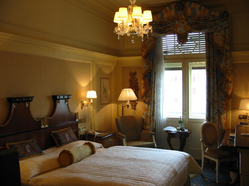 ホテル・ブリストル ウィーン_e0021850_8273785.jpg