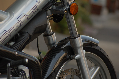 SACHS SPIDER用 カーボンパーツキット_d0099181_1822023.jpg