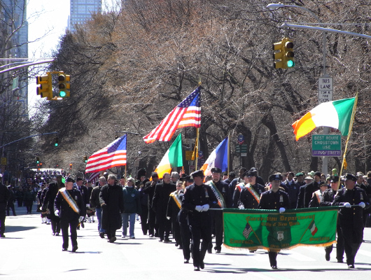 セント・パトリック・デー・パレード(St. Patric\'s Day Parade)_b0007805_743980.jpg