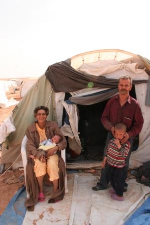 パレスチナ人難民の幼児が死亡　アルワリード難民キャンプ_f0155297_139311.jpg