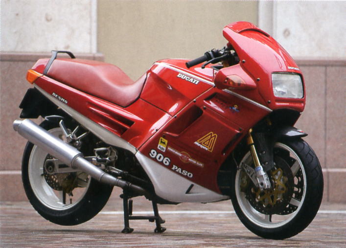 383．パゾってｽﾎﾟｰﾃｨ！　DUCATIの　ﾂｱﾗｰの系譜（１）_b0076232_1230121.jpg