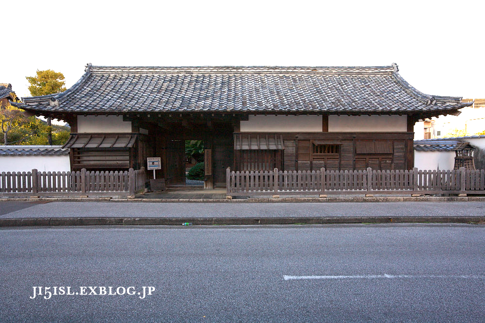 高知市大川筋武家屋敷資料館（旧手嶋家住宅） その1_a0078341_22305421.jpg